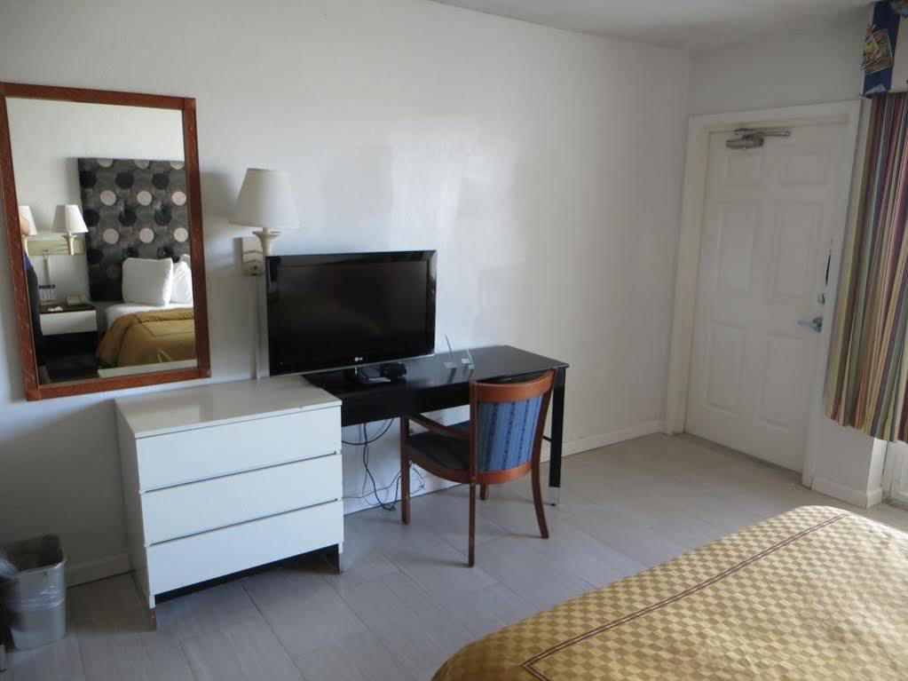 Arya Blu Inn And Suites Ormond Beach Εξωτερικό φωτογραφία